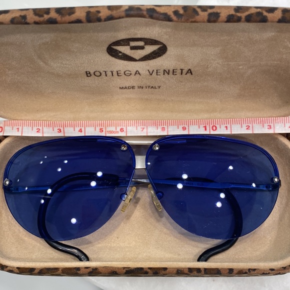 Bottega Veneta sunglasses - Picture 6 of 6